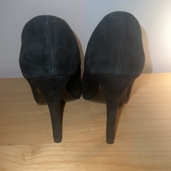 Pumps - Picture 3 of 4